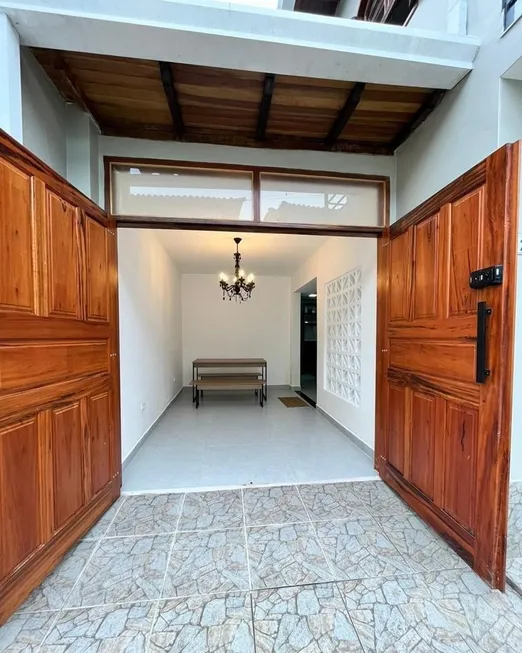 Foto 1 de Casa de Condomínio com 2 Quartos à venda, 180m² em Vila Colonial, Paraty