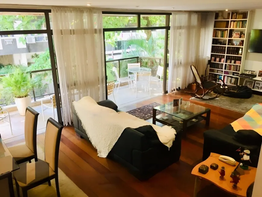 Foto 1 de Apartamento com 4 Quartos à venda, 199m² em Ipanema, Rio de Janeiro