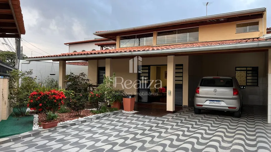 Foto 1 de Casa com 5 Quartos à venda, 299m² em Pontal, Ilhéus