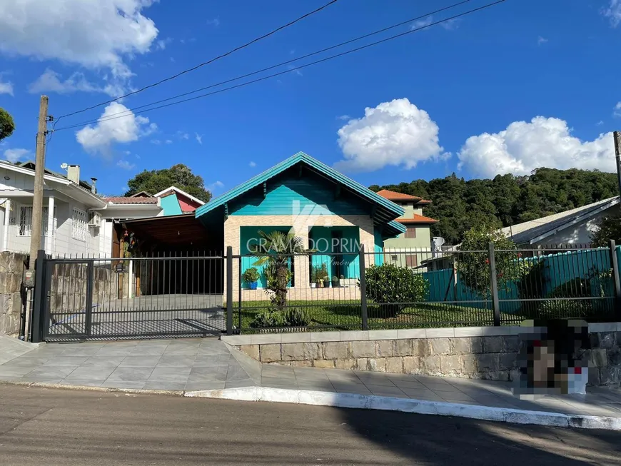 Foto 1 de Casa com 3 Quartos à venda, 126m² em Dutra, Gramado