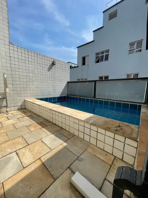 Foto 1 de Apartamento com 1 Quarto para venda ou aluguel, 150m² em Pompeia, Santos