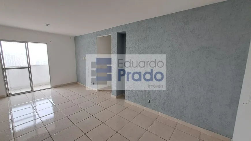 Foto 1 de Apartamento com 3 Quartos à venda, 70m² em Vila Bela Vista, São Paulo