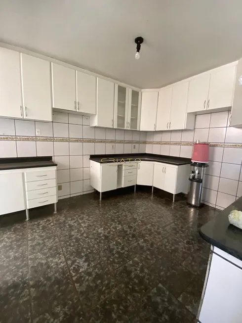 Foto 1 de Apartamento com 3 Quartos à venda, 274m² em Centro, Anápolis