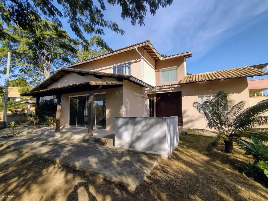 Foto 1 de Casa com 2 Quartos à venda, 124m² em Governador Portela, Miguel Pereira