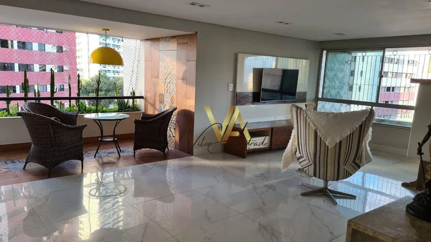 Foto 1 de Apartamento com 3 Quartos à venda, 210m² em Graças, Recife