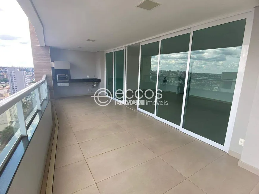 Foto 1 de Apartamento com 3 Quartos para alugar, 198m² em Osvaldo Rezende, Uberlândia