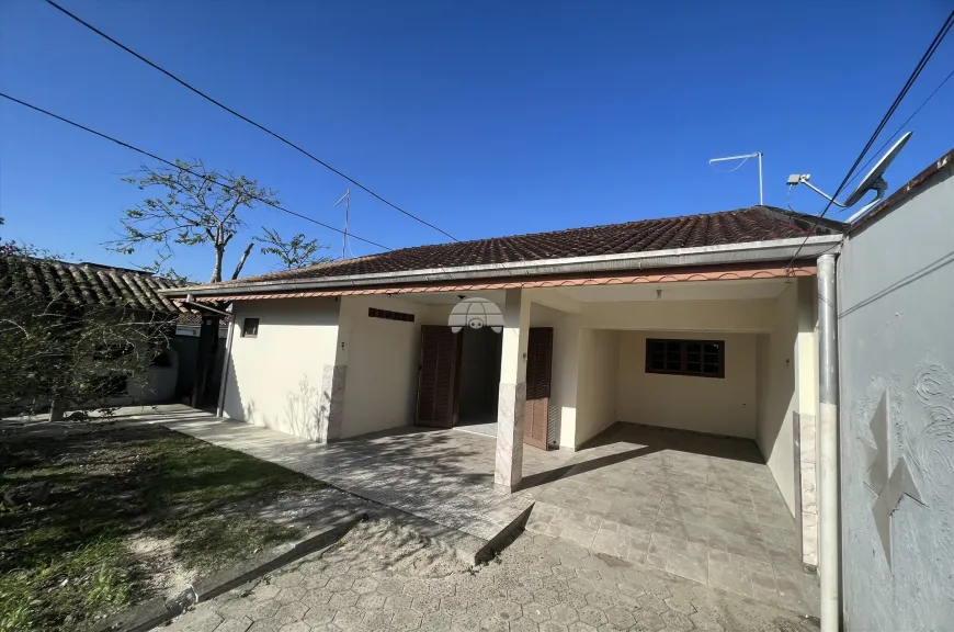 Foto 1 de Casa com 3 Quartos à venda, 114m² em Itapema do Norte, Itapoá