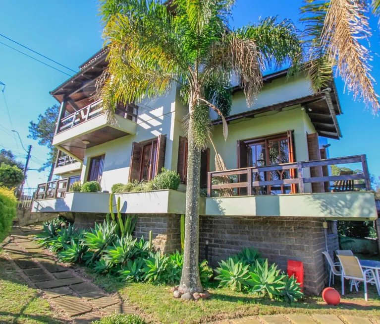 Foto 1 de Casa com 4 Quartos para alugar, 495m² em Colina Sorriso, Caxias do Sul