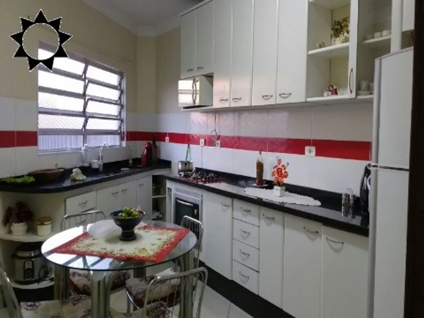 Foto 1 de Casa com 3 Quartos à venda, 265m² em Veloso, Osasco