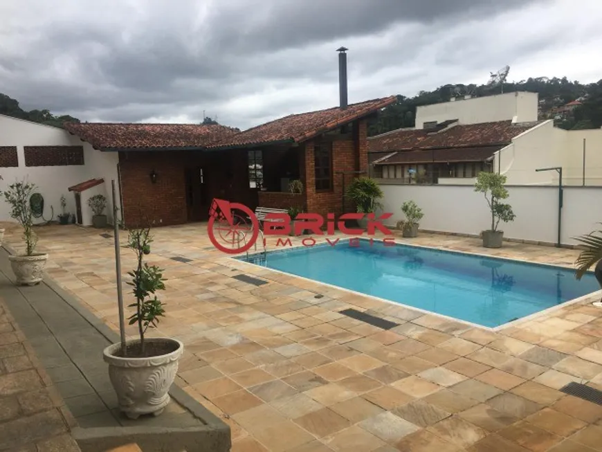 Foto 1 de Casa com 4 Quartos à venda, 709m² em Tijuca, Teresópolis