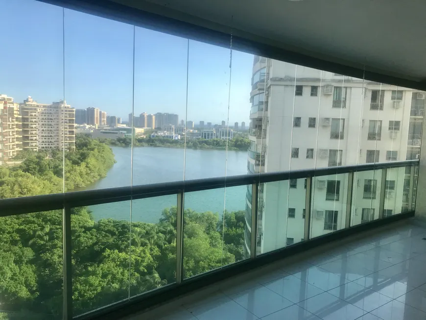 Foto 1 de Apartamento com 4 Quartos para venda ou aluguel, 179m² em Barra da Tijuca, Rio de Janeiro