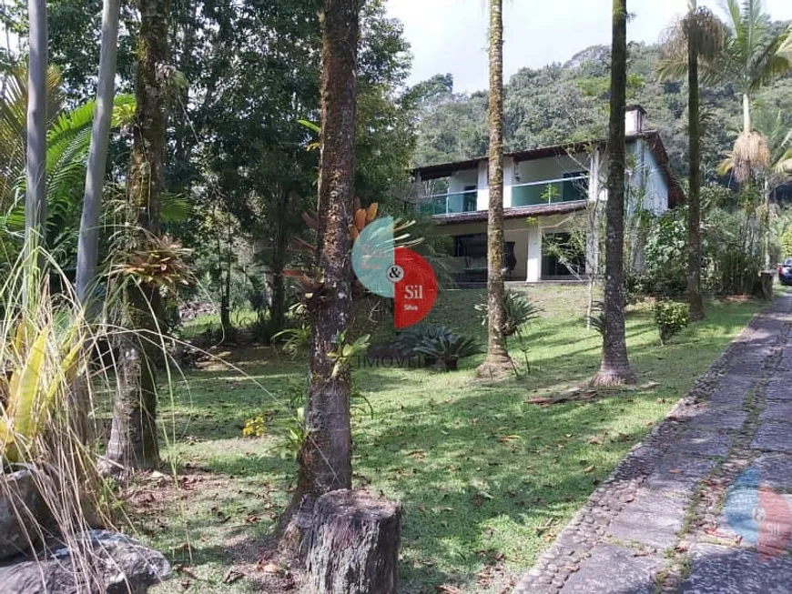 Foto 1 de Casa com 5 Quartos à venda, 250m² em Corujas, Guapimirim