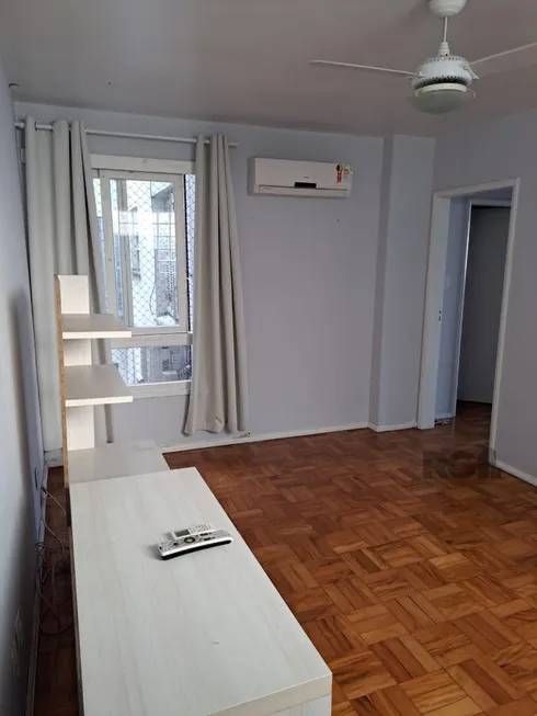 Foto 1 de Apartamento com 3 Quartos à venda, 100m² em Centro Histórico, Porto Alegre