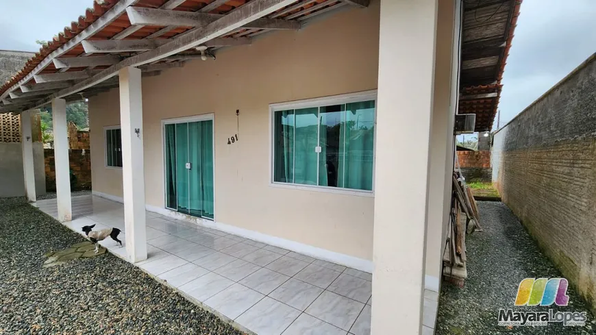 Foto 1 de Casa com 2 Quartos à venda, 140m² em Acarai, São Francisco do Sul