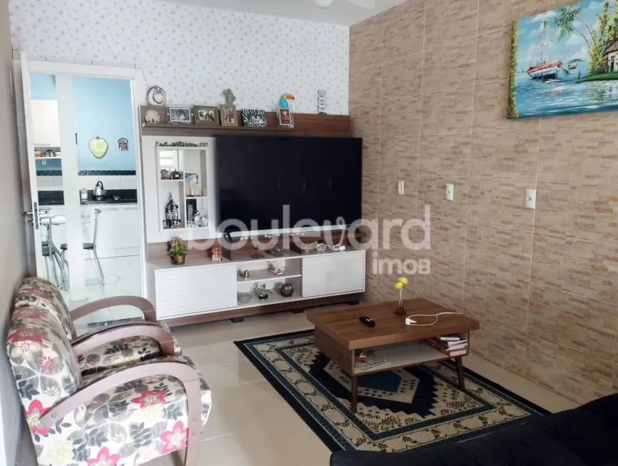 Foto 1 de Casa com 4 Quartos à venda, 130m² em Serraria, São José