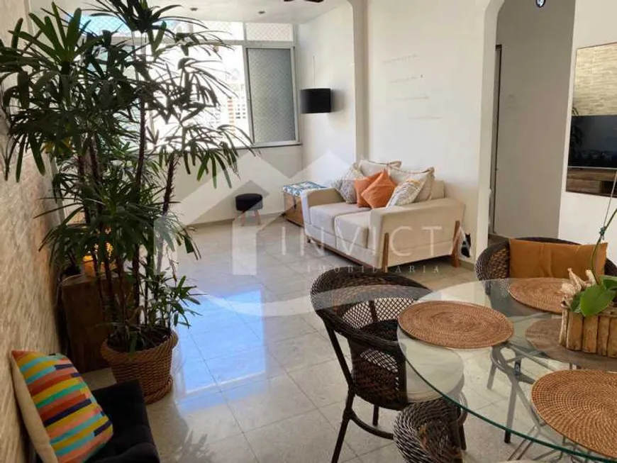 Foto 1 de Apartamento com 2 Quartos à venda, 70m² em Copacabana, Rio de Janeiro