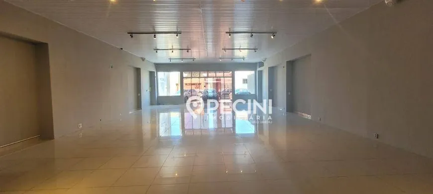 Foto 1 de Galpão/Depósito/Armazém para alugar, 300m² em Centro, Rio Claro