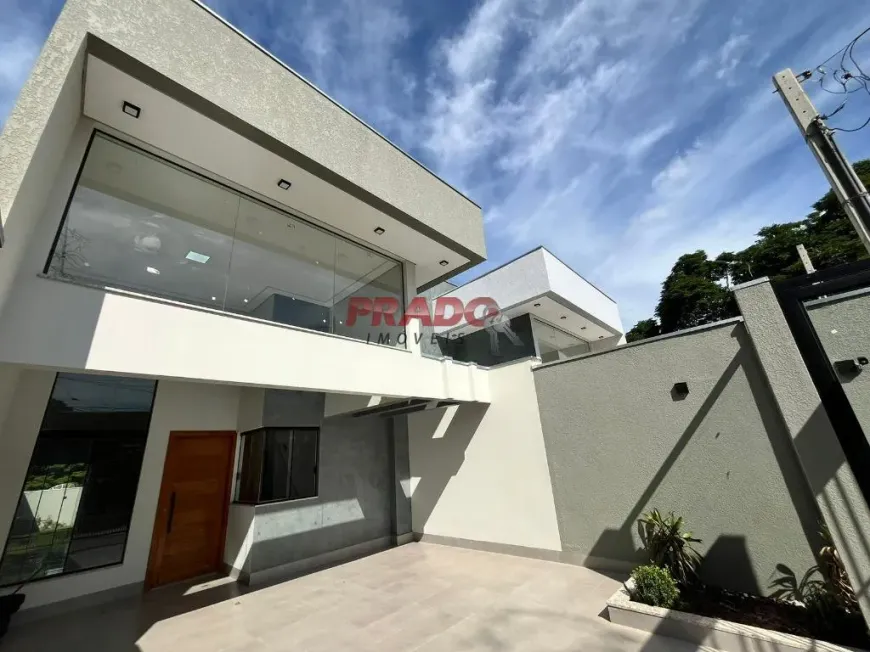 Foto 1 de Casa com 3 Quartos para alugar, 115m² em Jardim Alvorada, Maringá