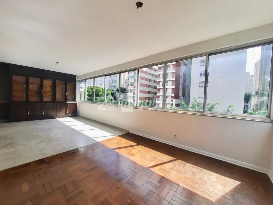 Foto 1 de Apartamento com 4 Quartos à venda, 240m² em Higienópolis, São Paulo