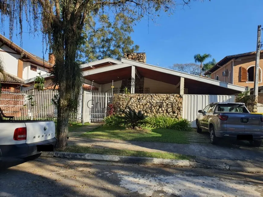 Foto 1 de Casa de Condomínio com 4 Quartos à venda, 480m² em Jardim Apolo, São José dos Campos