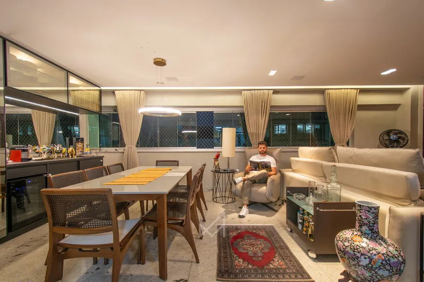 Foto 1 de Apartamento com 3 Quartos à venda, 116m² em Lourdes, Belo Horizonte