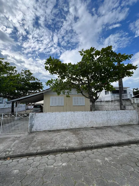 Foto 1 de Casa com 3 Quartos à venda, 55m² em Praia Do Sonho Ens Brito, Palhoça