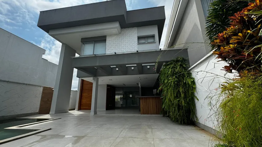 Foto 1 de Casa com 3 Quartos para venda ou aluguel, 300m² em Recreio Dos Bandeirantes, Rio de Janeiro