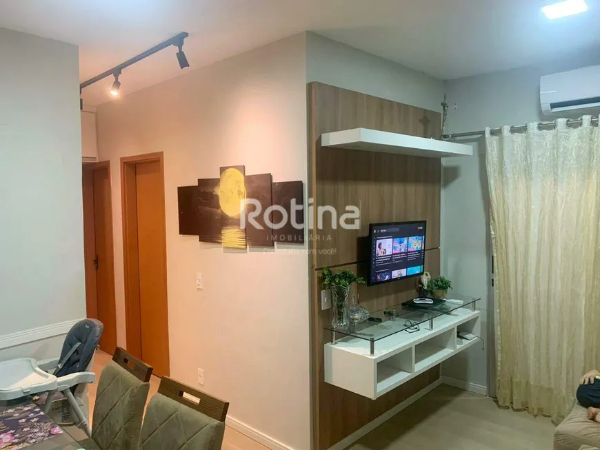 Foto 1 de Apartamento com 3 Quartos à venda, 62m² em Jardim Holanda, Uberlândia