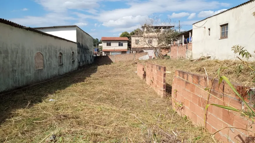 Foto 1 de Lote/Terreno à venda, 360m² em São Salvador, Itaguaí