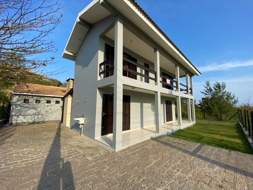 Foto 1 de Casa com 3 Quartos à venda, 173m² em Farol de Santa Marta, Laguna
