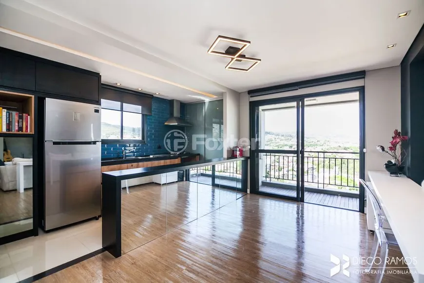 Foto 1 de Apartamento com 2 Quartos à venda, 70m² em Jardim Botânico, Porto Alegre