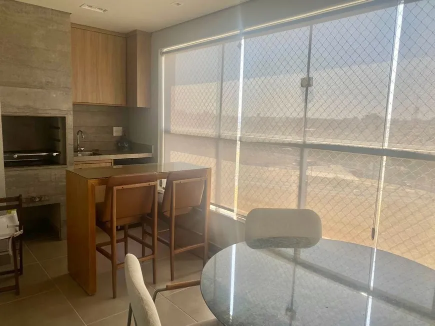 Foto 1 de Apartamento com 3 Quartos à venda, 136m² em Jardim Colina, Uberlândia