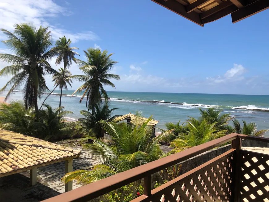 Foto 1 de Sobrado com 5 Quartos à venda, 327m² em Pe de Areia Abrantes, Camaçari