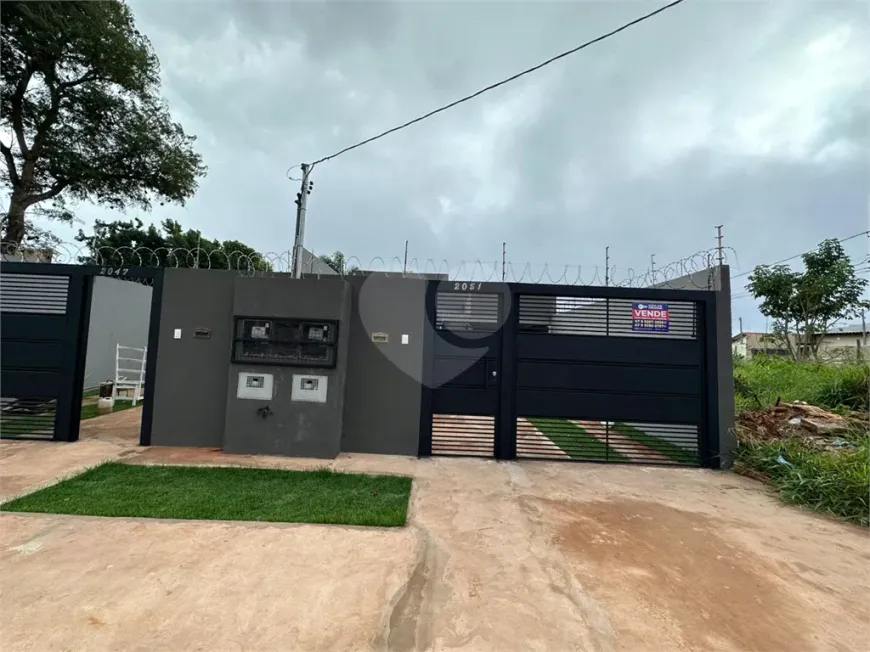 Foto 1 de Casa com 2 Quartos à venda, 80m² em Jardim Noroeste, Campo Grande