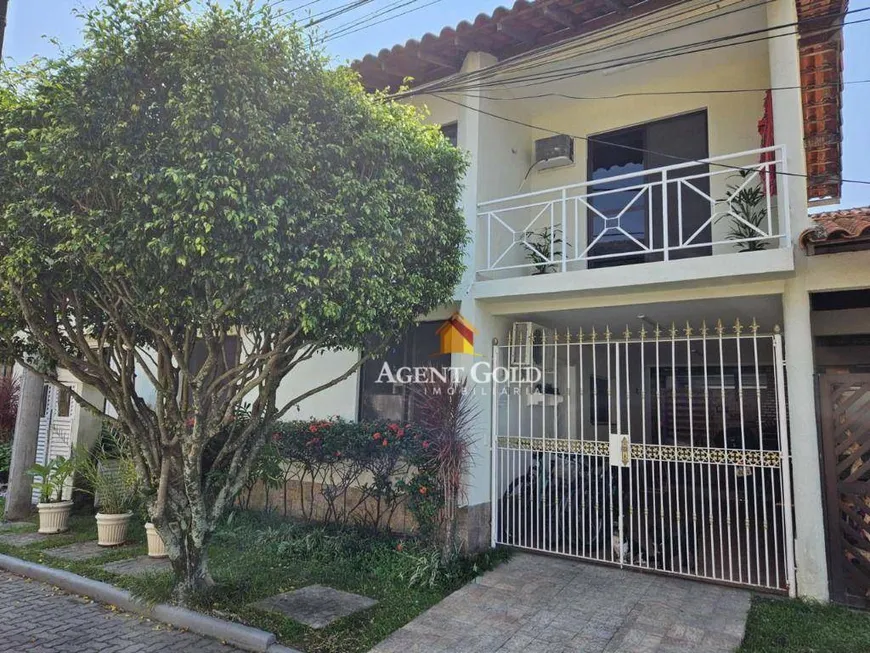 Foto 1 de Casa de Condomínio com 4 Quartos à venda, 170m² em Taquara, Rio de Janeiro