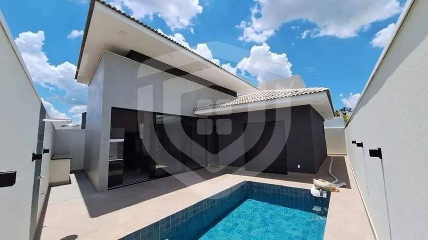 Foto 1 de Casa de Condomínio com 4 Quartos à venda, 275m² em Residencial Villaggio, Bauru