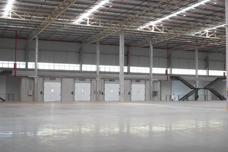 Foto 1 de Galpão/Depósito/Armazém para alugar, 1650m² em Vila Aluminio, Araçariguama