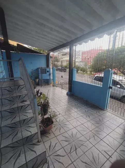 Foto 1 de Casa com 3 Quartos para alugar, 250m² em Jardim Pilar, Mauá