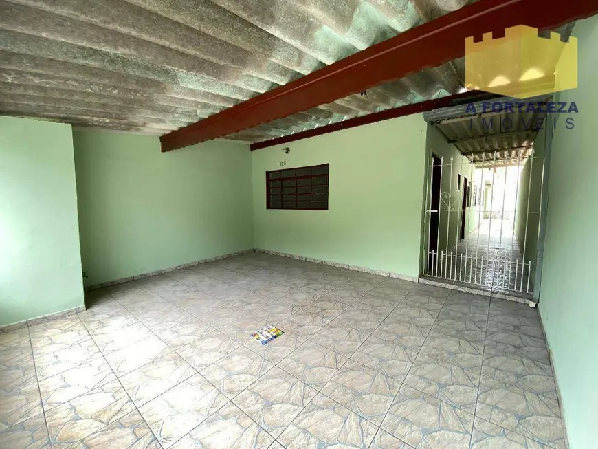 Foto 1 de Casa com 3 Quartos para alugar, 150m² em Parque São Jerônimo, Americana