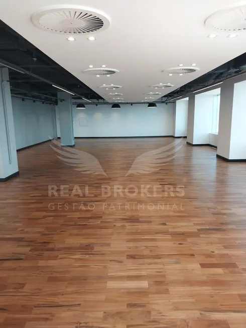 Foto 1 de Sala Comercial para venda ou aluguel, 257m² em Alphaville, Barueri