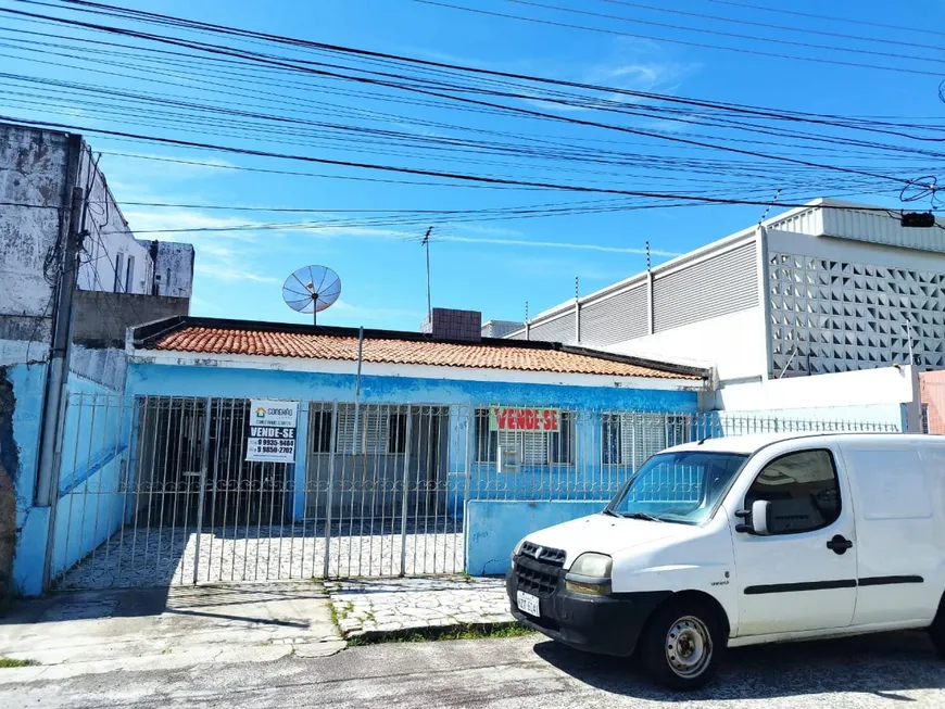 Foto 1 de Casa com 6 Quartos à venda, 300m² em Salgado Filho, Aracaju