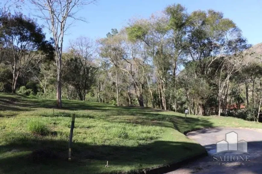 Foto 1 de Lote/Terreno à venda, 800m² em Itaipava, Petrópolis