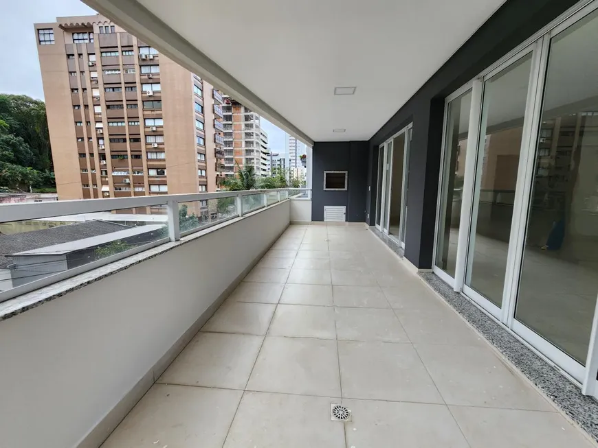 Foto 1 de Apartamento com 5 Quartos à venda, 210m² em Centro, Criciúma