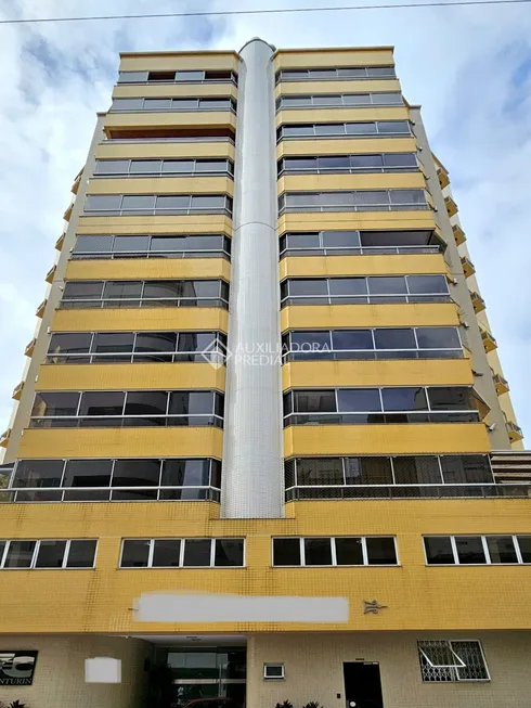 Foto 1 de Apartamento com 3 Quartos à venda, 103m² em Centro, Balneário Camboriú