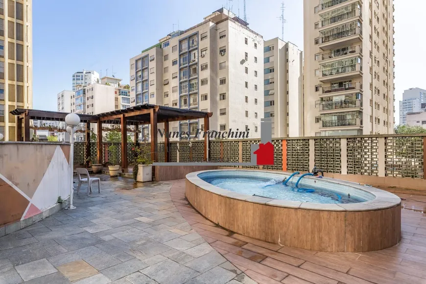 Foto 1 de Apartamento com 2 Quartos à venda, 121m² em Santa Cecília, São Paulo