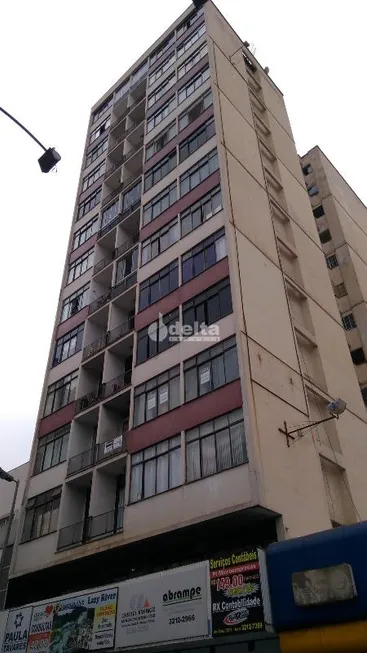 Foto 1 de Apartamento com 2 Quartos à venda, 75m² em Centro, Uberlândia