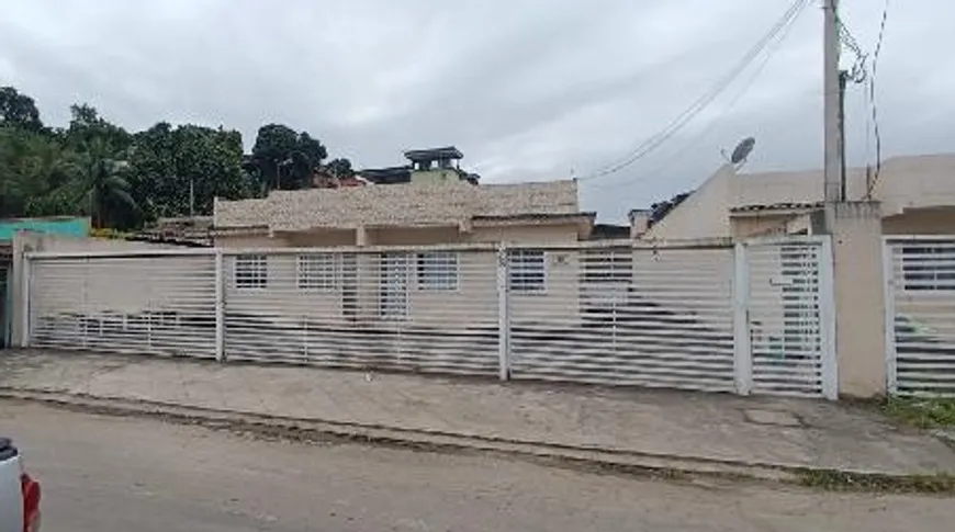 Foto 1 de Casa de Condomínio com 2 Quartos à venda, 53m² em Vila Guimaraes, Nova Iguaçu