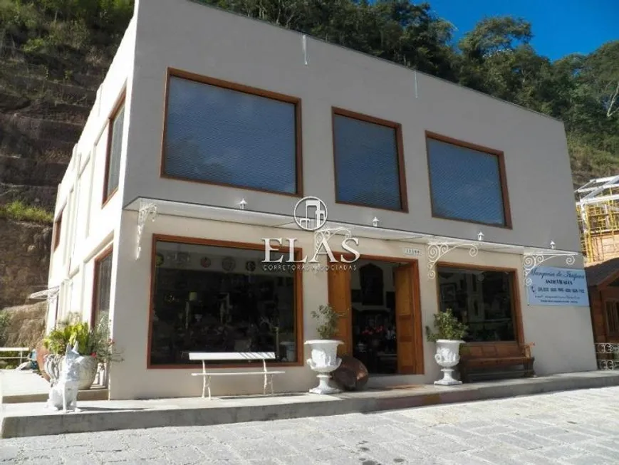 Foto 1 de Galpão/Depósito/Armazém à venda, 135m² em Itaipava, Petrópolis