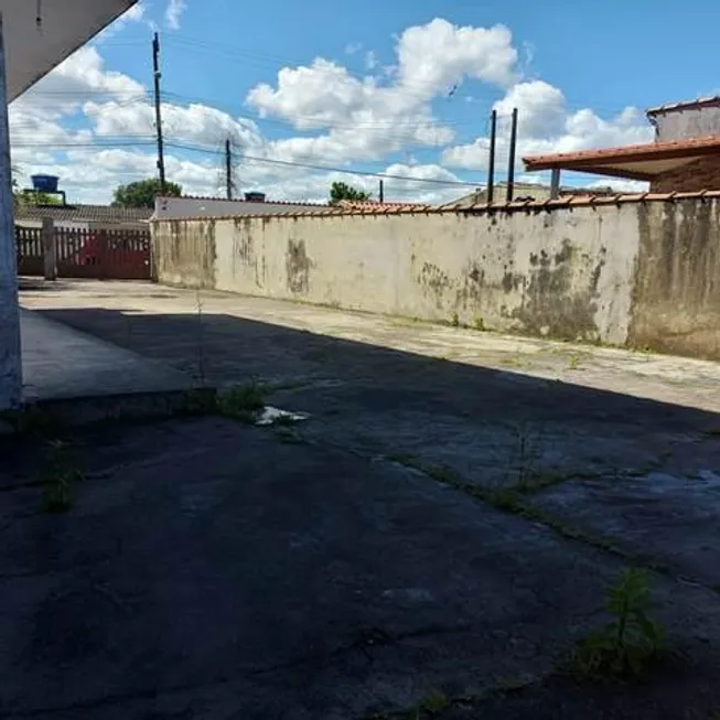 Foto 1 de Sobrado com 2 Quartos à venda, 120m² em Jardim Palmeiras, Itanhaém