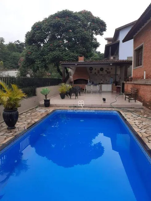 Foto 1 de Casa de Condomínio com 4 Quartos à venda, 200m² em Granja Viana, Carapicuíba